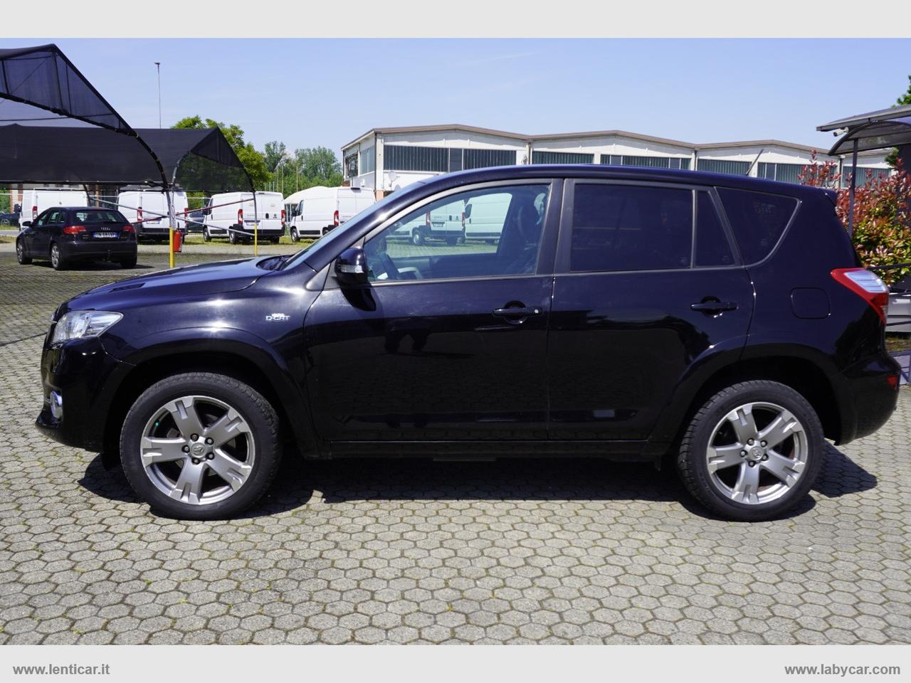 TOYOTA RAV4 Crossover 2.2 D-Cat A/T 150CV Exec.