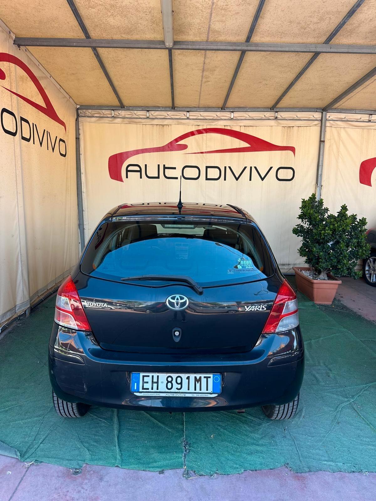 Toyota Yaris 1.4 D-4D DPF 5 porte Now