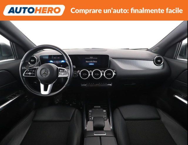 MERCEDES-BENZ GLA 200 d Automatic Sport