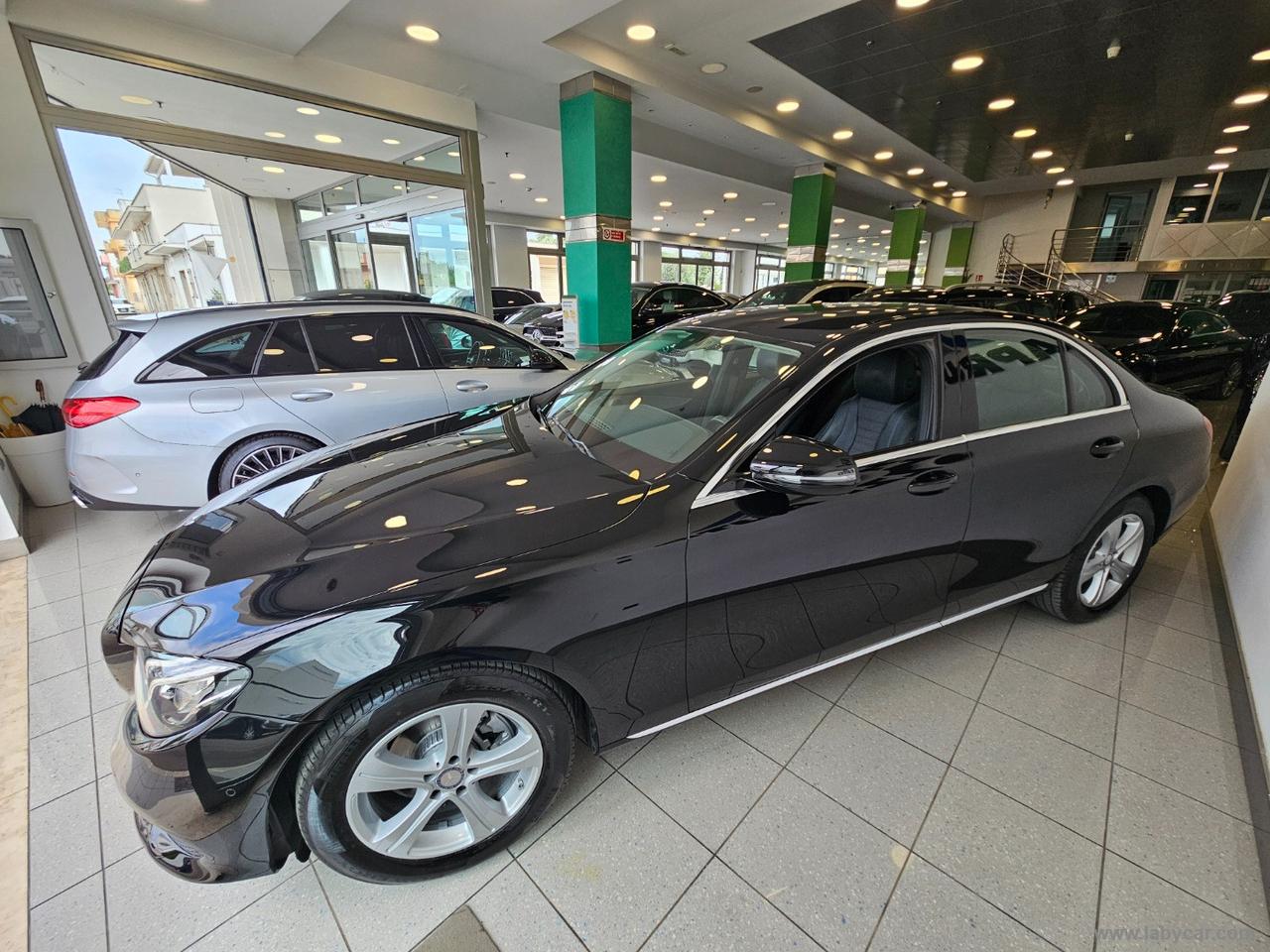 MERCEDES-BENZ E 200 D SPORT AUTO