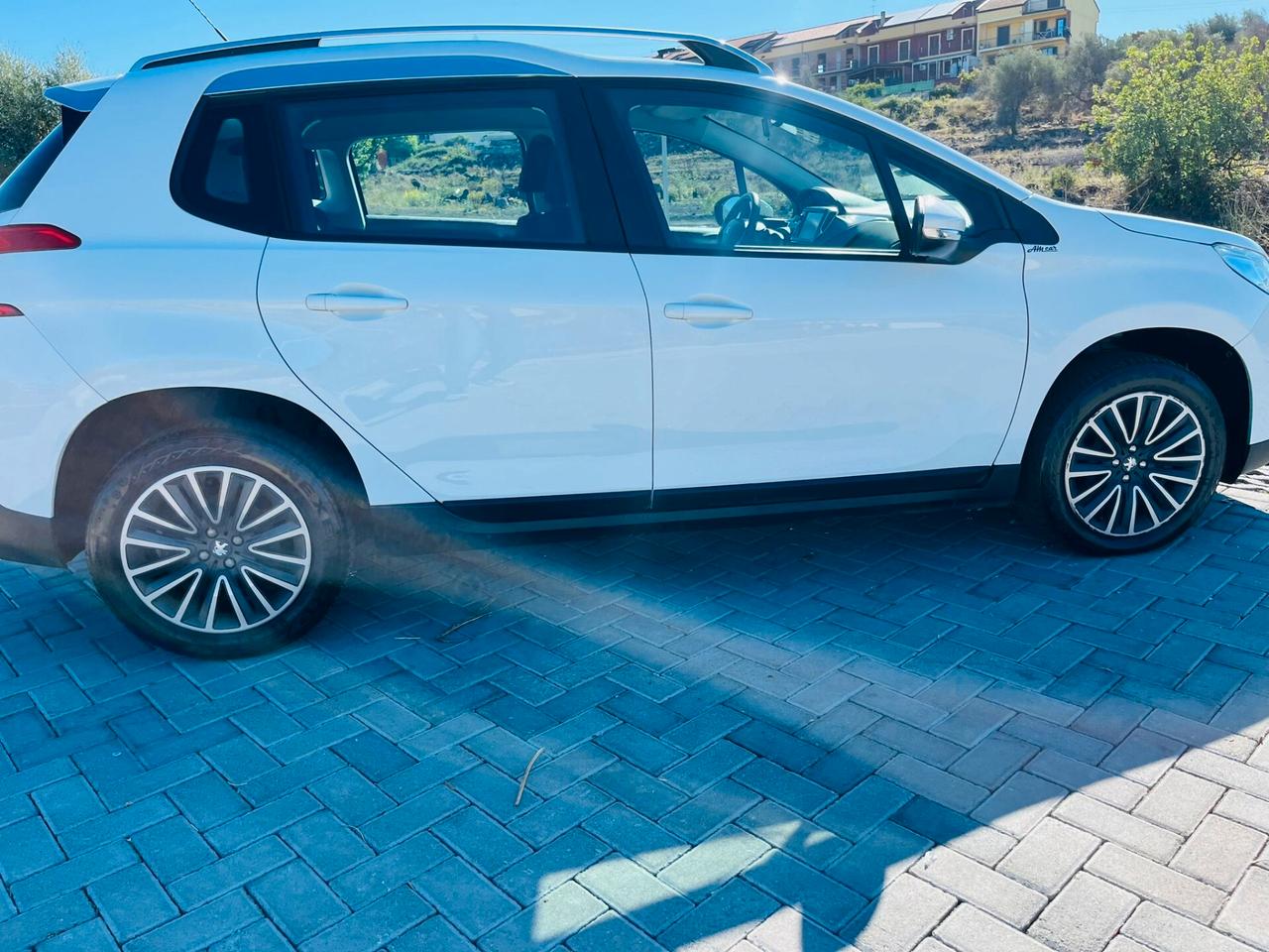 Peugeot 2008 1.6HDI BASSI CONSUMI FULL 2014