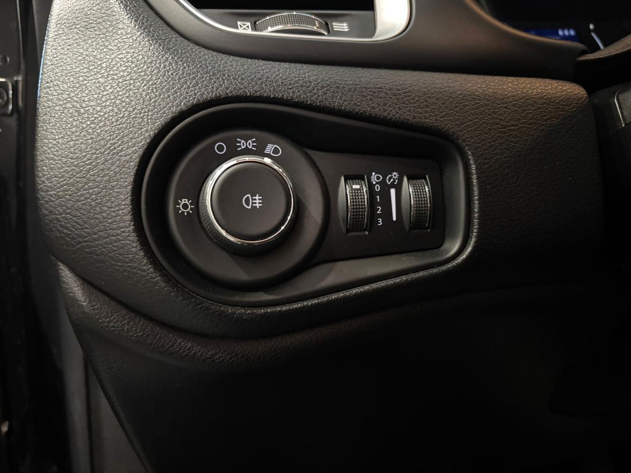 Jeep Renegade 1.6 Mjt Sport 120CV