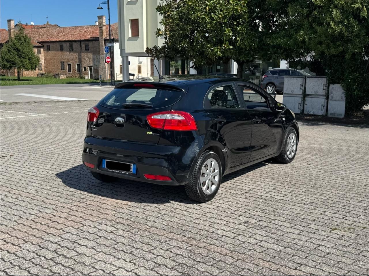 Kia Rio 1.1 CRDi 5 porte