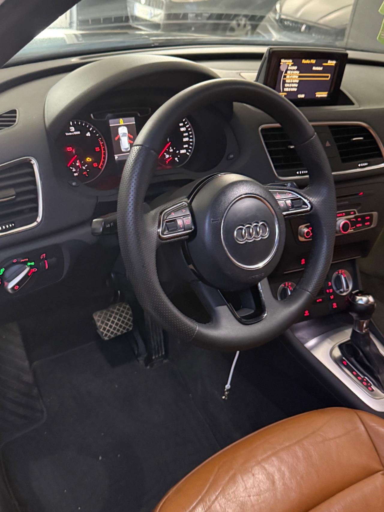 Audi Q3 2.0 TDI 177 CV quattro S tronic TETTO