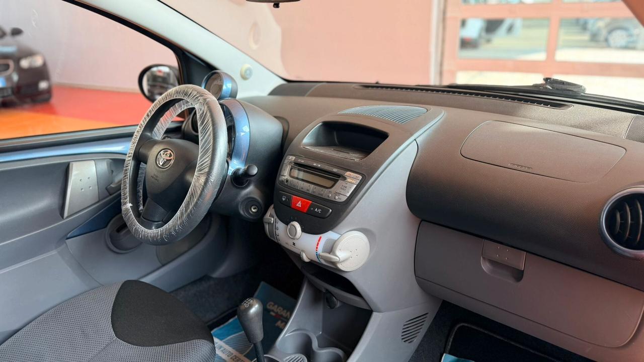 Toyota Aygo 1.0 12V VVT-i 5 porte