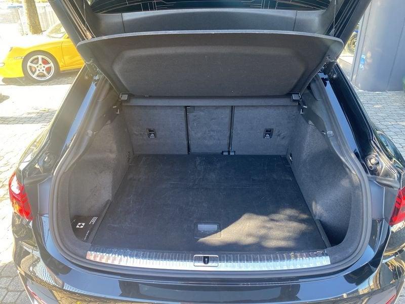 Audi Q3 Q3 SPB 40 TDI quattro S tronic Identity Black 193 CV