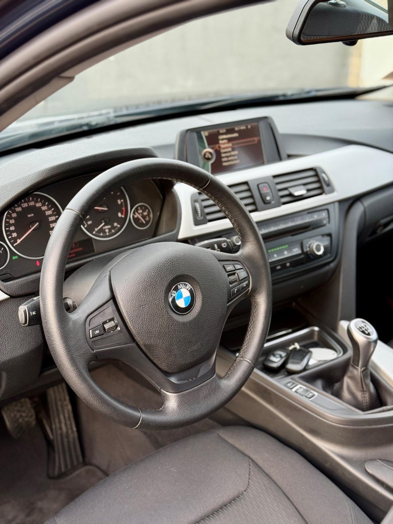 Bmw 320d 184CV 2013 F30 BERLINA MANUALE