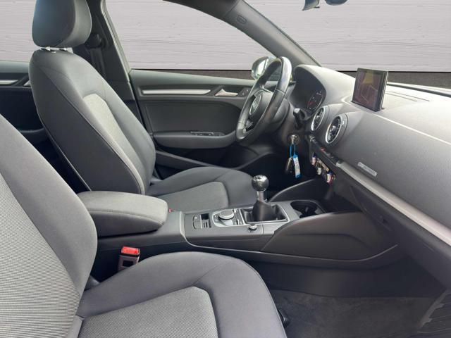 AUDI A3 SPB 1.6 TDI 116 CV Business | Tetto