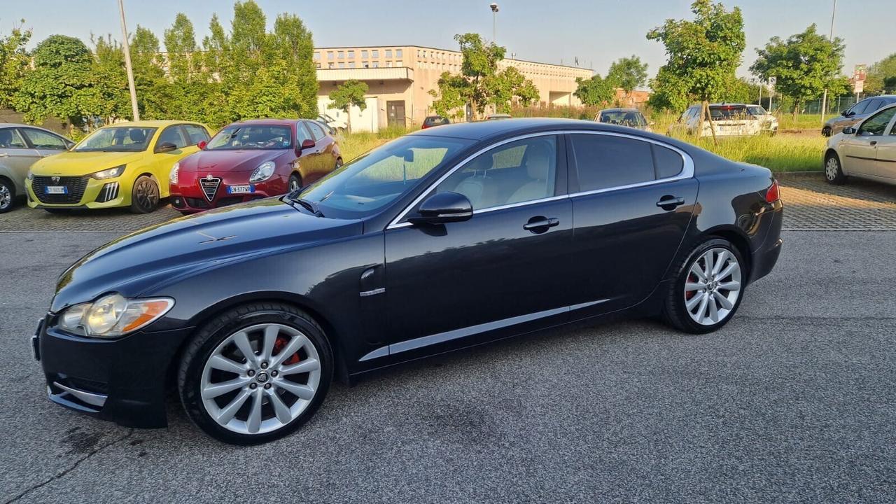 Jaguar XF 3.0 DS V6 Premium Luxury