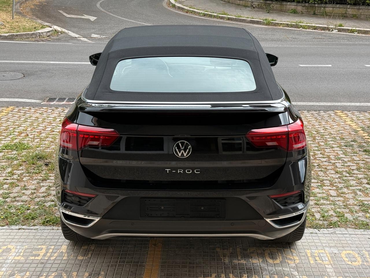Volkswagen T-Roc 1.0 Cabrio Style Prezzo reale Navi