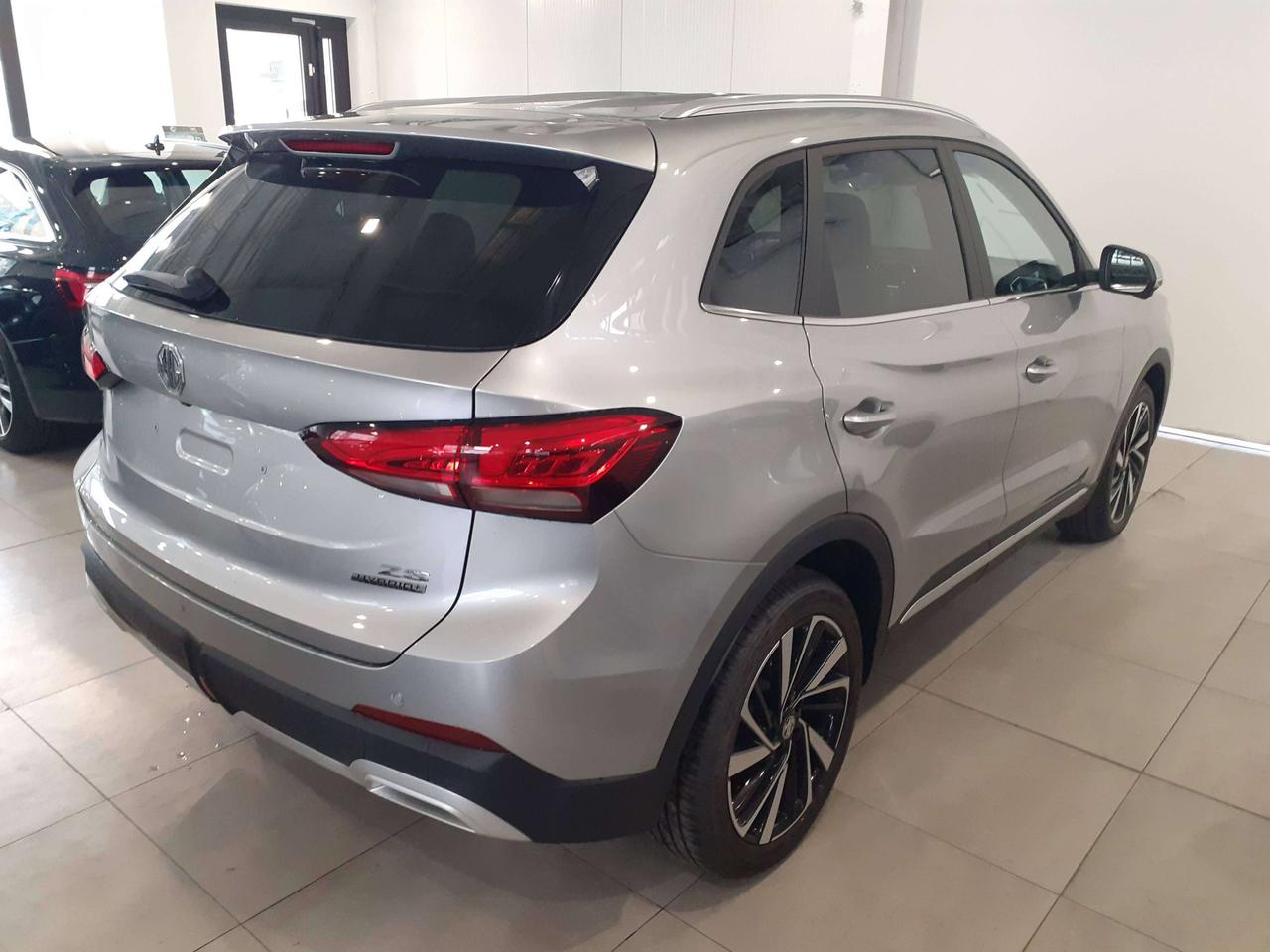MG ZS 1.5 hybrid automatica KM0 05/2026
