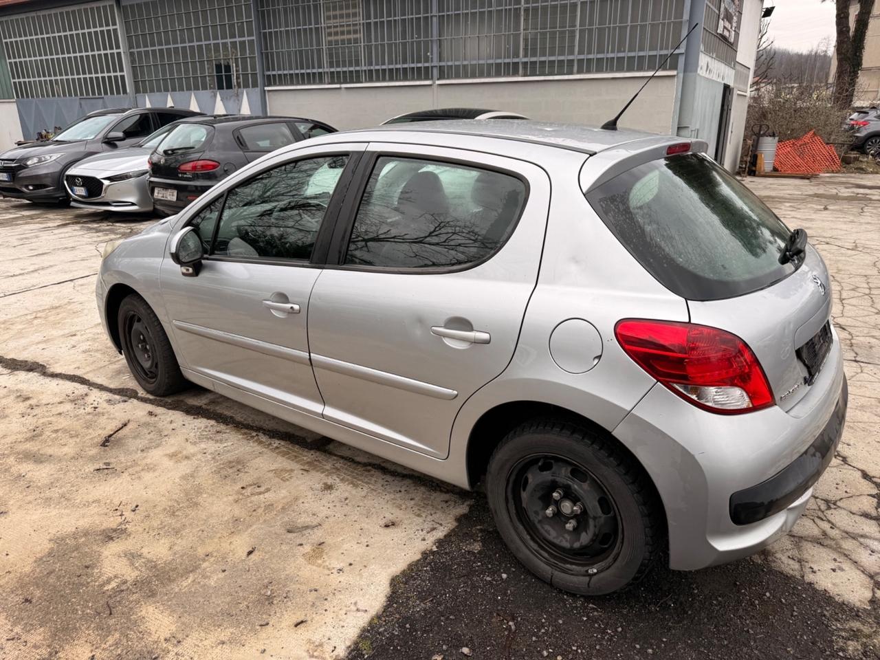 Peugeot 207 1.4 HDi 70CV FAP 5p. Mix