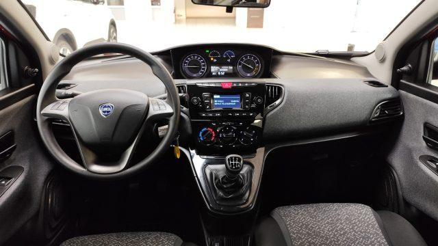 LANCIA Ypsilon 1.0 FireFly 5 porte S&S Hybrid Silver