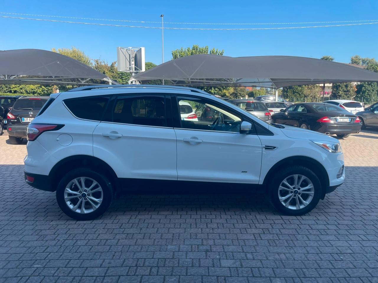 Ford Kuga 2.0 TDCI 150 CV S&S 4WD Titanium