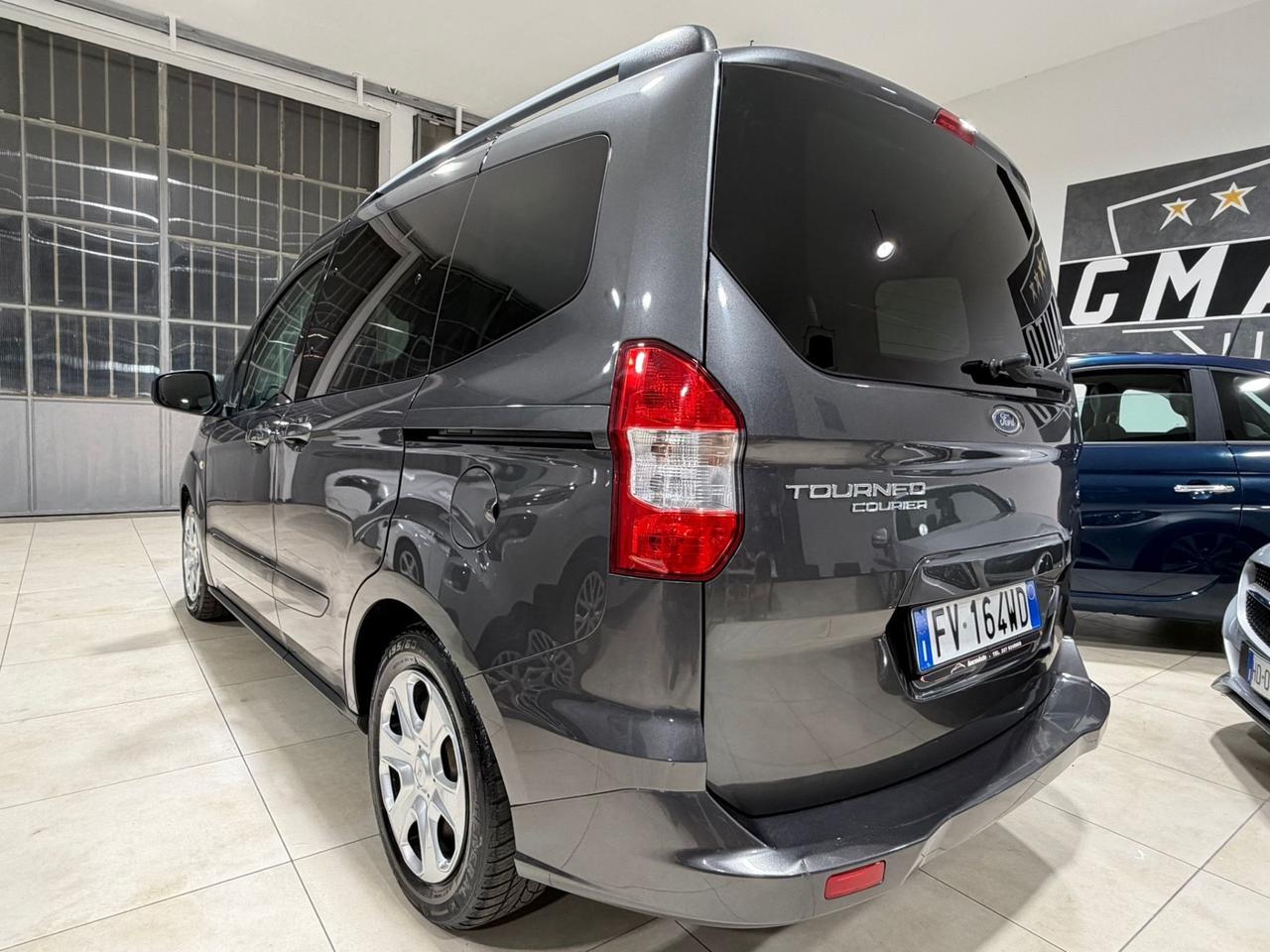Ford Tourneo Courier 1.5 TDCI 75 CV Sport 5 Posti