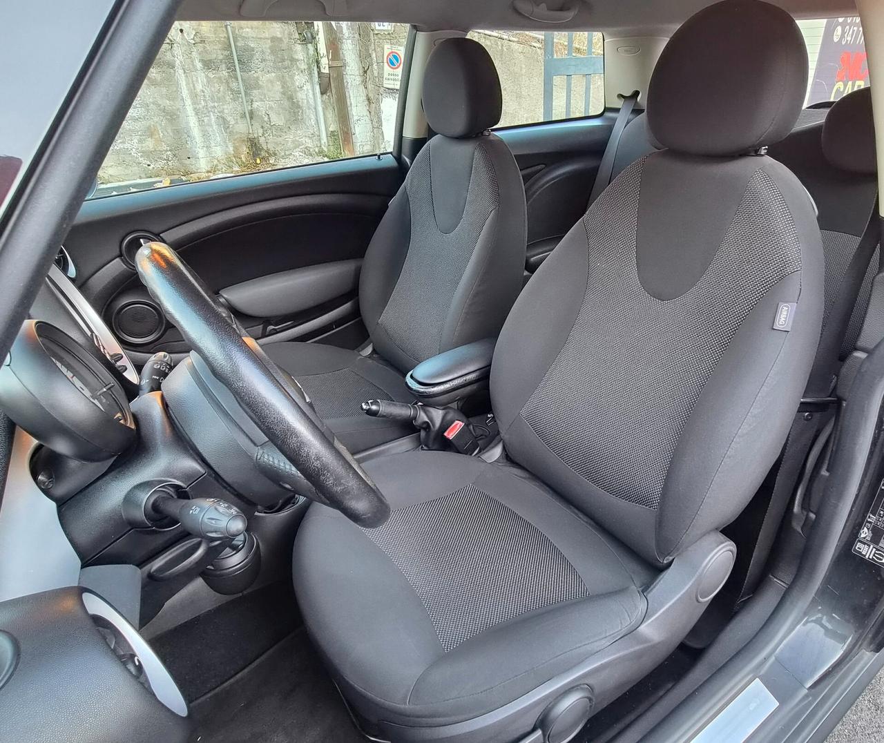 Mini 1.6 16V One D