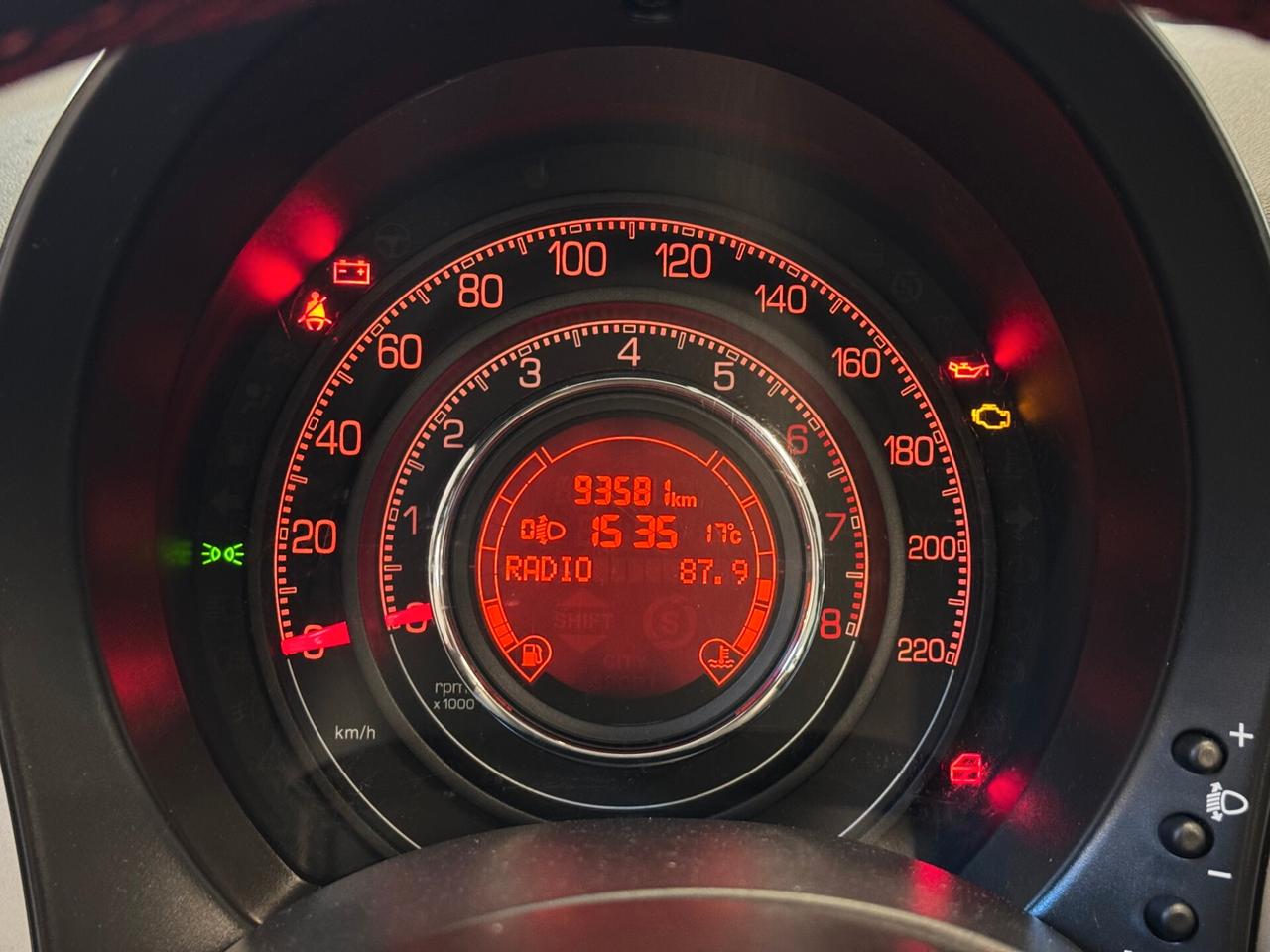 1.2cc 69CV TETTO PANORAMICO APRIBILE ELETTRICO
