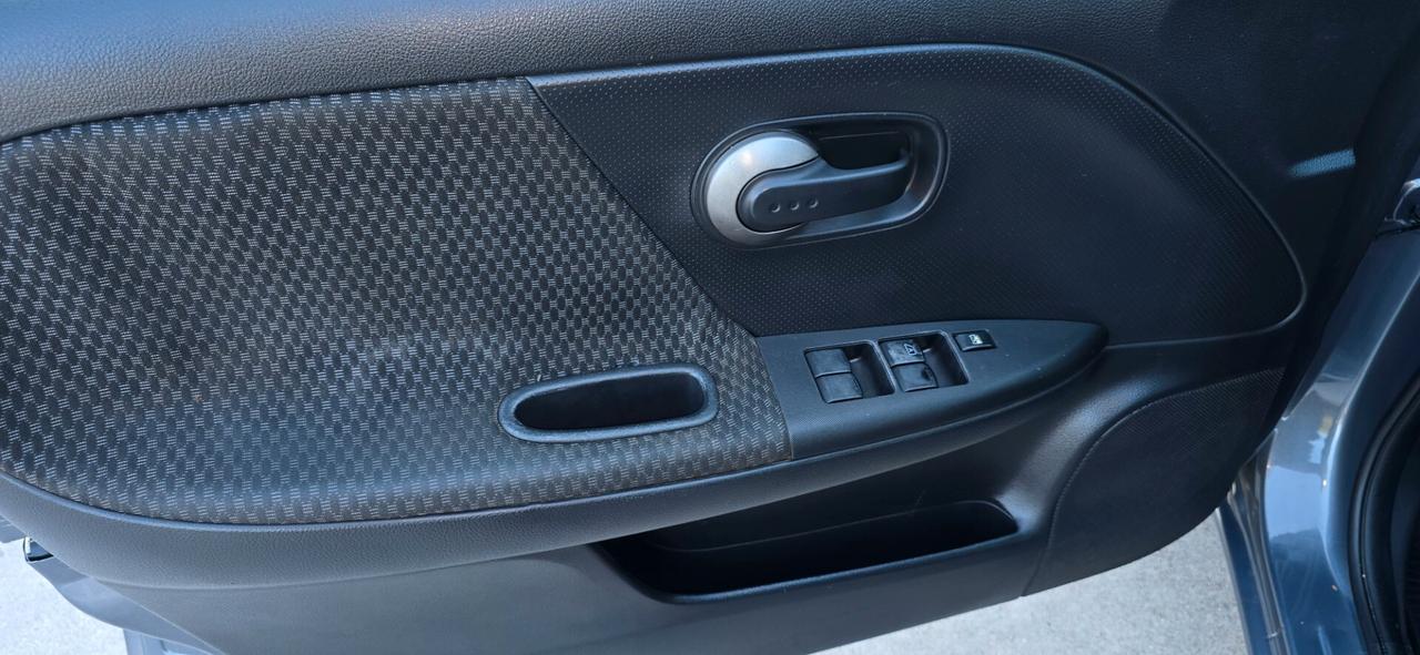 Nissan Note 1.4 16V Visia perfetta nessun lavoro da fare