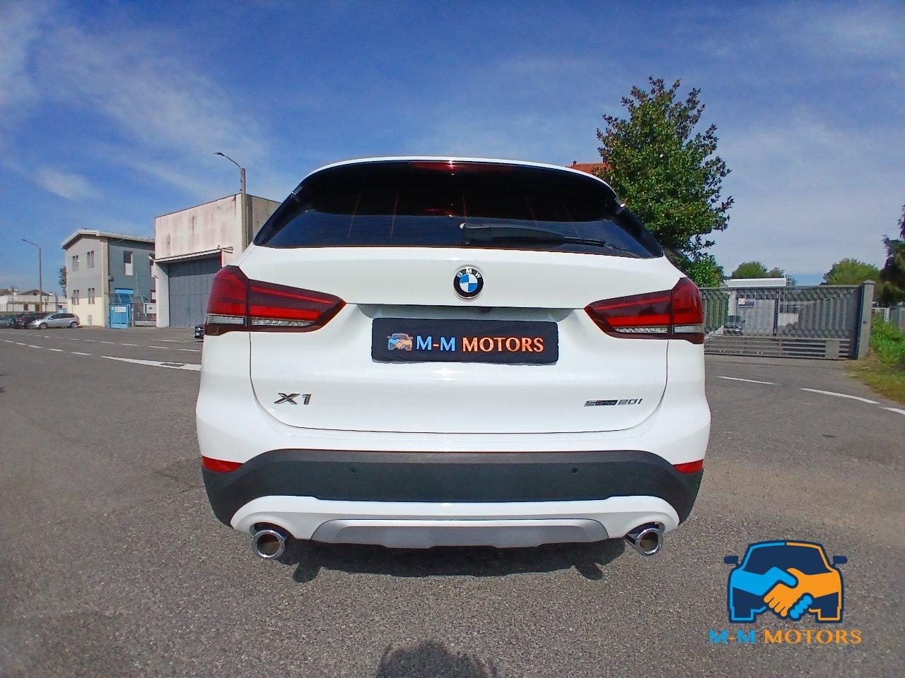 BMW X1 sdrive20i Advantage 178cv auto