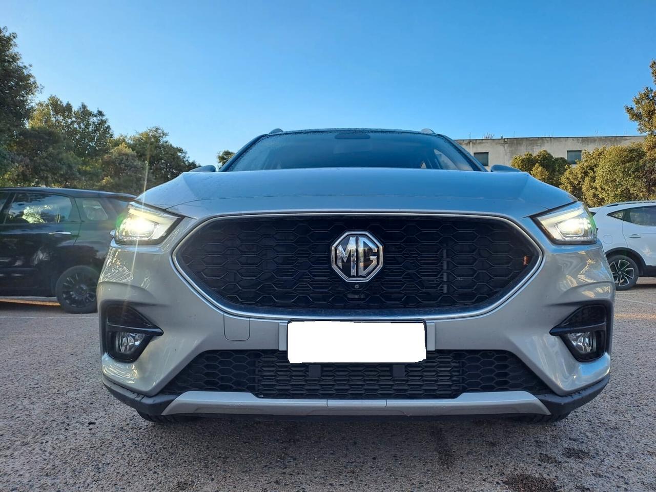 Mg ZS LUXURY PASSAGGIO INCLUSO
