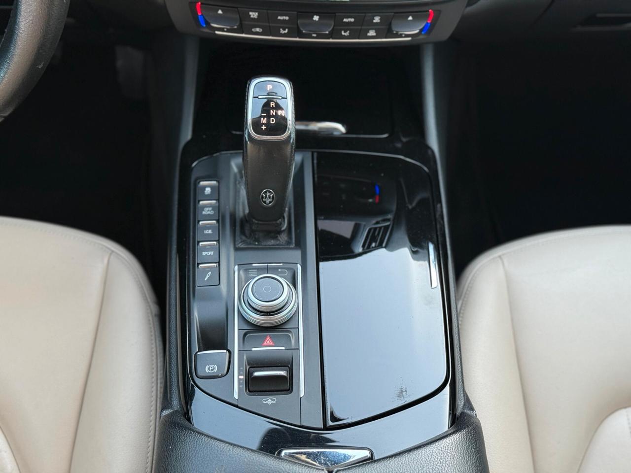 Maserati Levante V6 Diesel 275 CV AWD Gransport