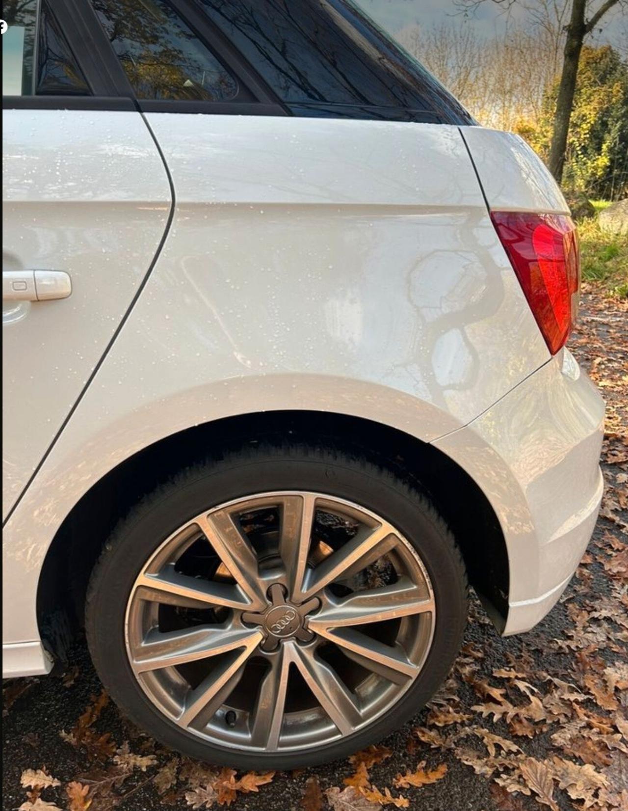 Audi A1 1.6 TDI S line edition plus