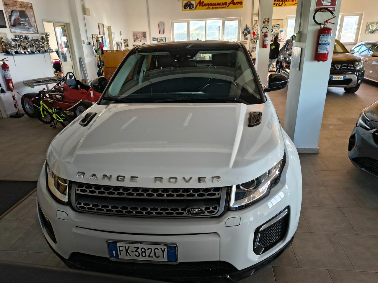 Land Rover Range Evoque 2.0 TD4 150 CV 5p. Pure
