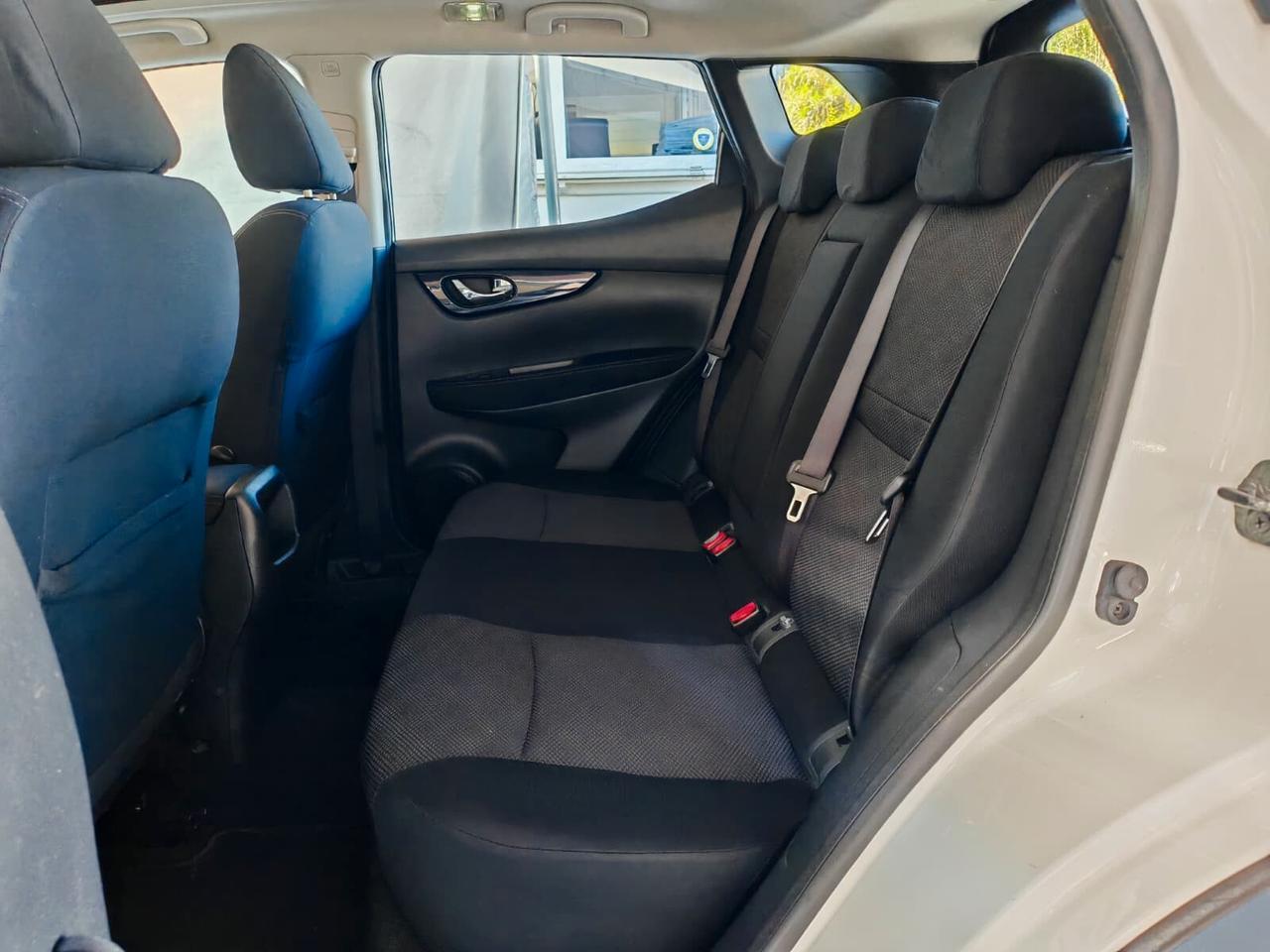 Nissan Qashqai 1.5 dCi Visia