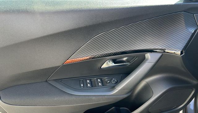 PEUGEOT 2008 PureTech 100 S&S Active Pack