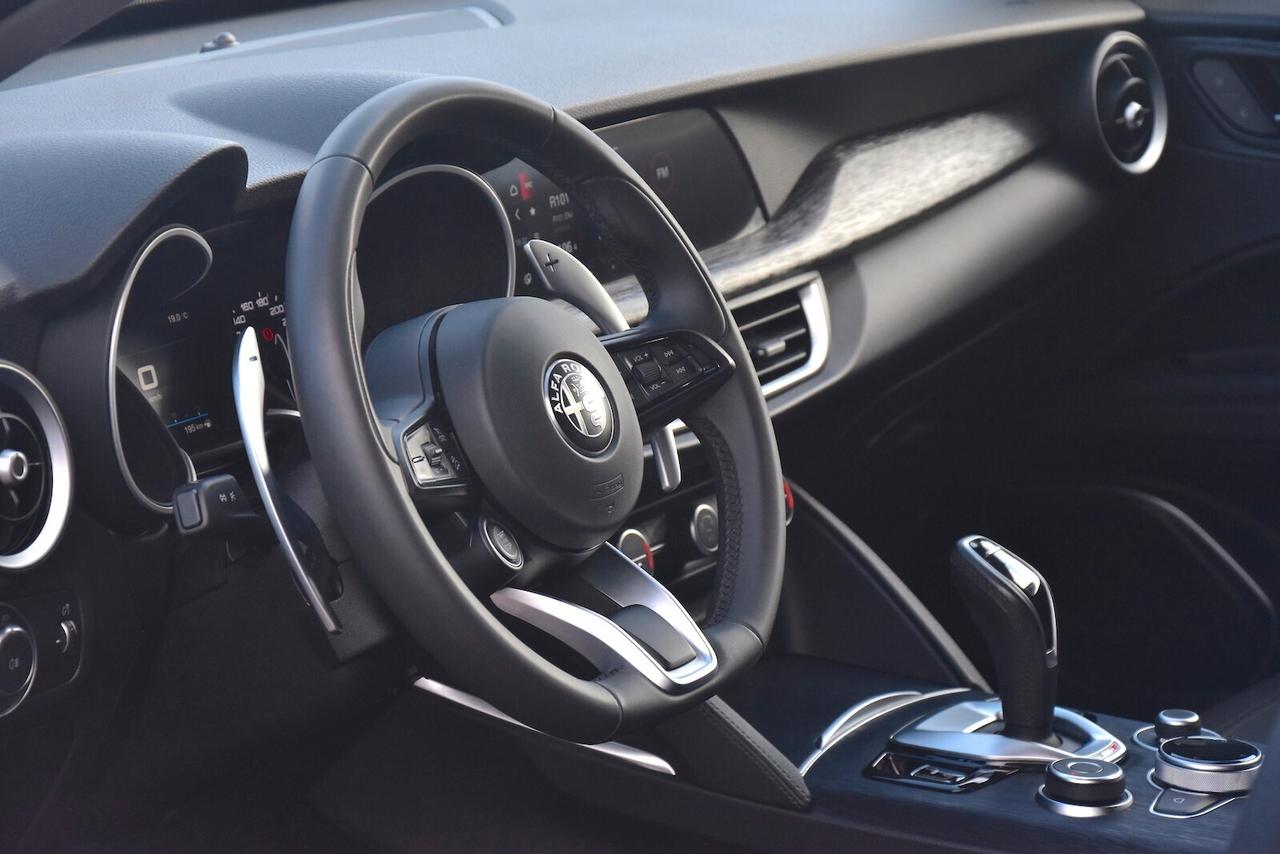 Alfa Romeo Stelvio 2.2 Turbodiesel 160cv AT8 Super