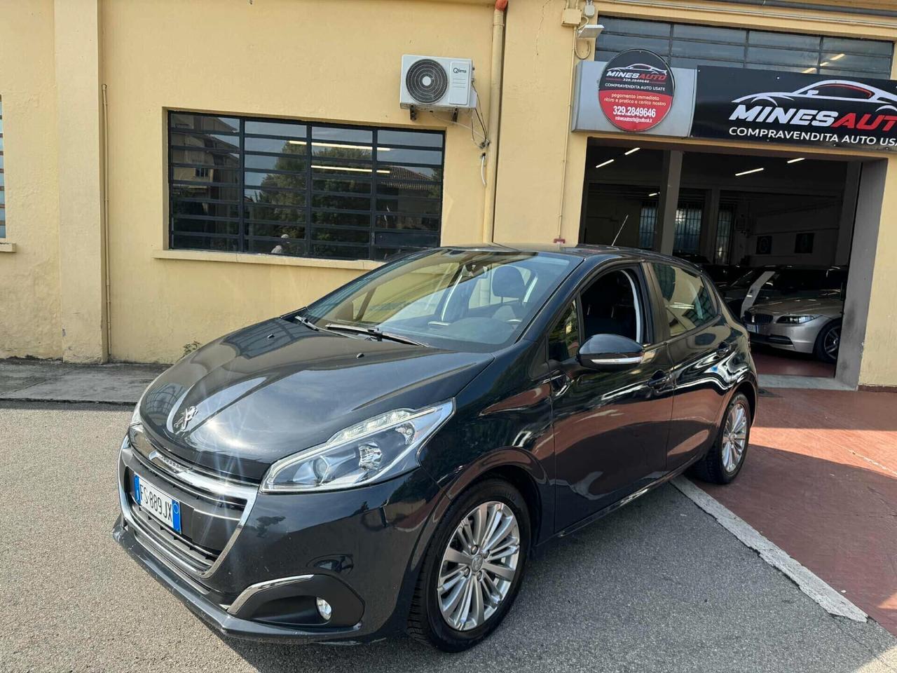 Peugeot 208 Anno 2019 1.2 Benz CARROZZERIA DA VISIONARE