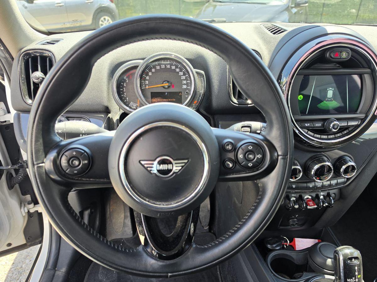MINI - Countryman - Mini Cooper D Hype