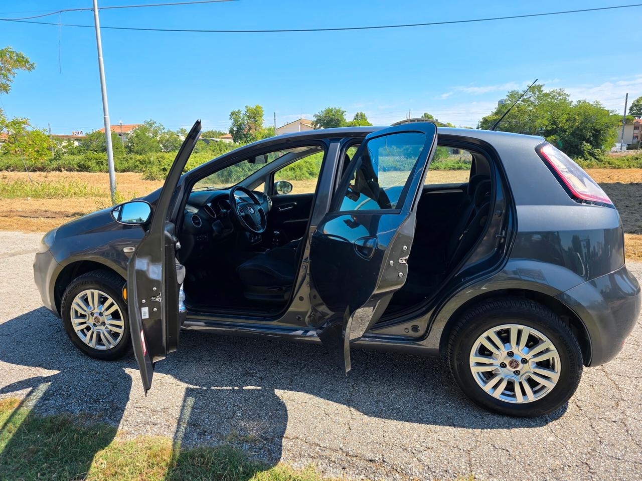 FIAT PUNTO EVO 1.4 METANO NEOPATENTATI