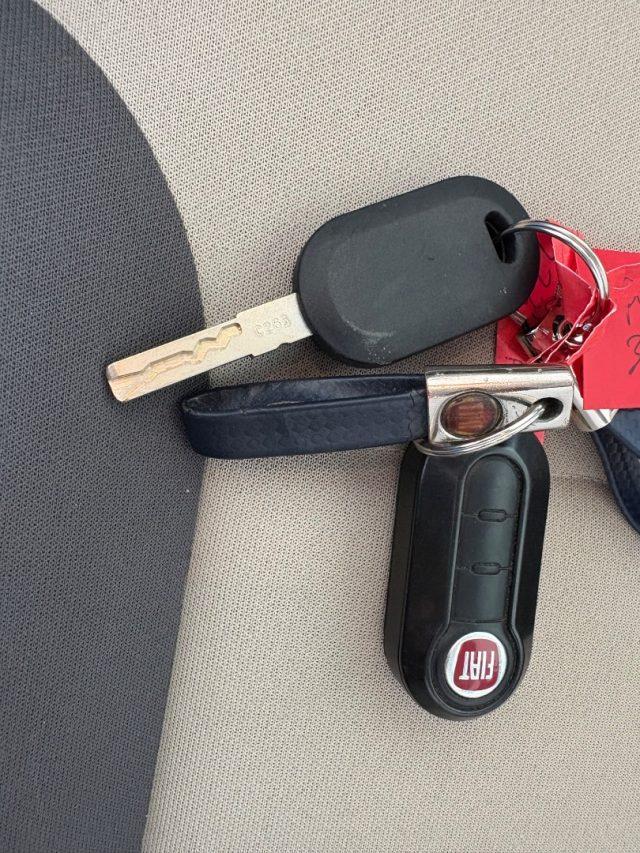 FIAT Panda 1.2 Lounge 5 POSTI EURO 6 OK NEOPATENTATI