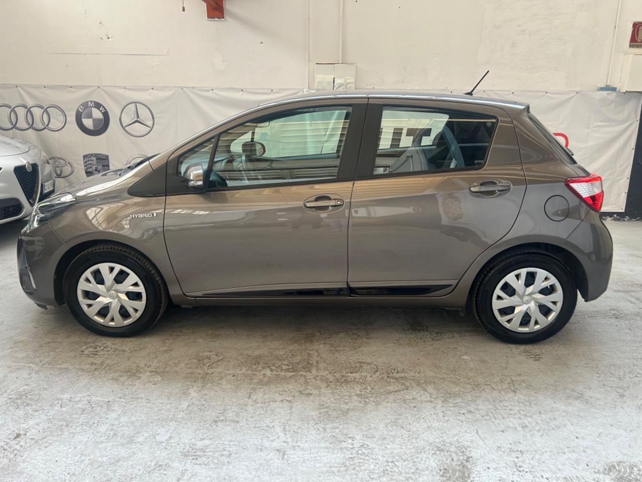 Toyota Yaris 1.5 Hybrid 5 porte Active
