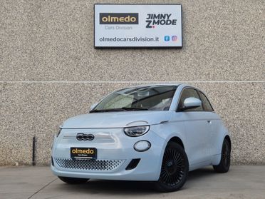 Fiat 500 500e Berlina 42 kWh La Prima
