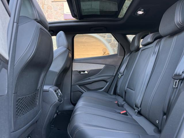 PEUGEOT 3008 HDi 130CV GT AUTO+TETTO APRIB+PELLE+18+RCAM+2PDC