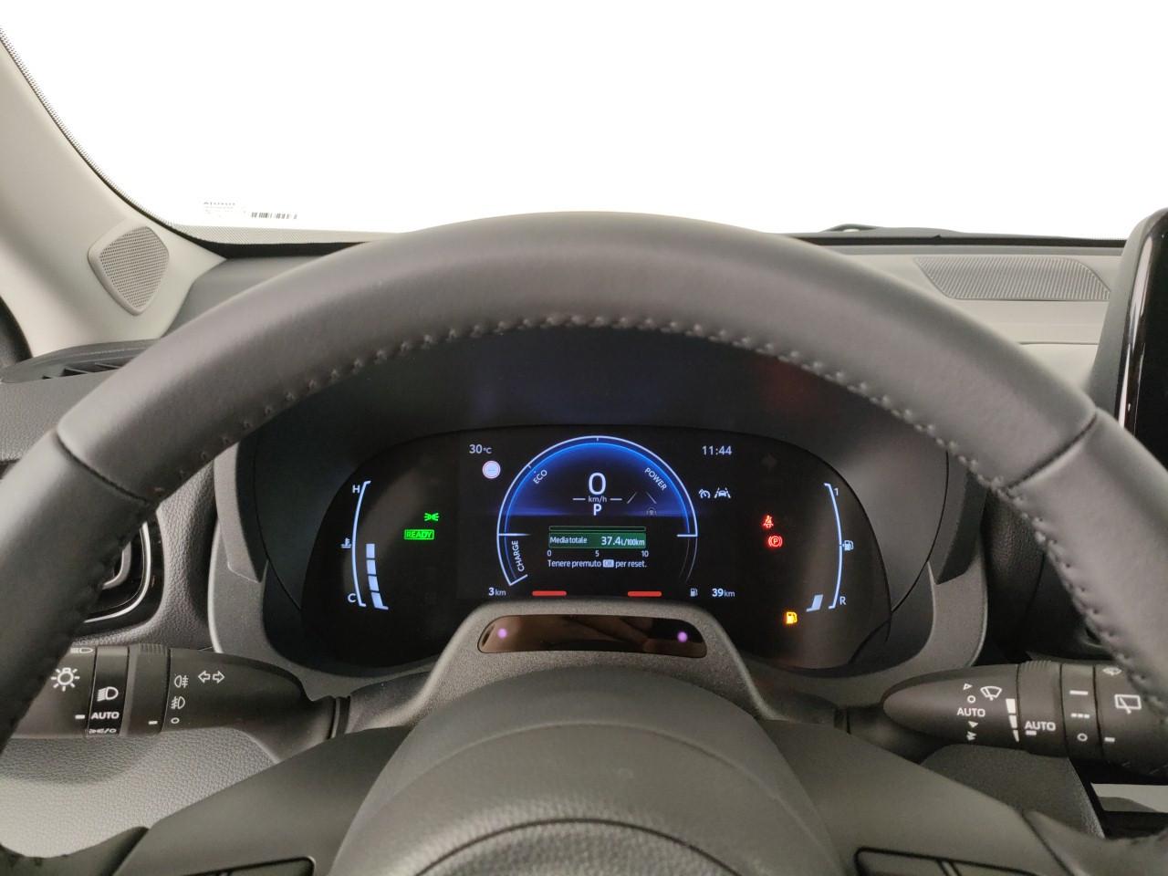 TOYOTA Yaris Cross 1.5h Active fwd 115cv e-cvt