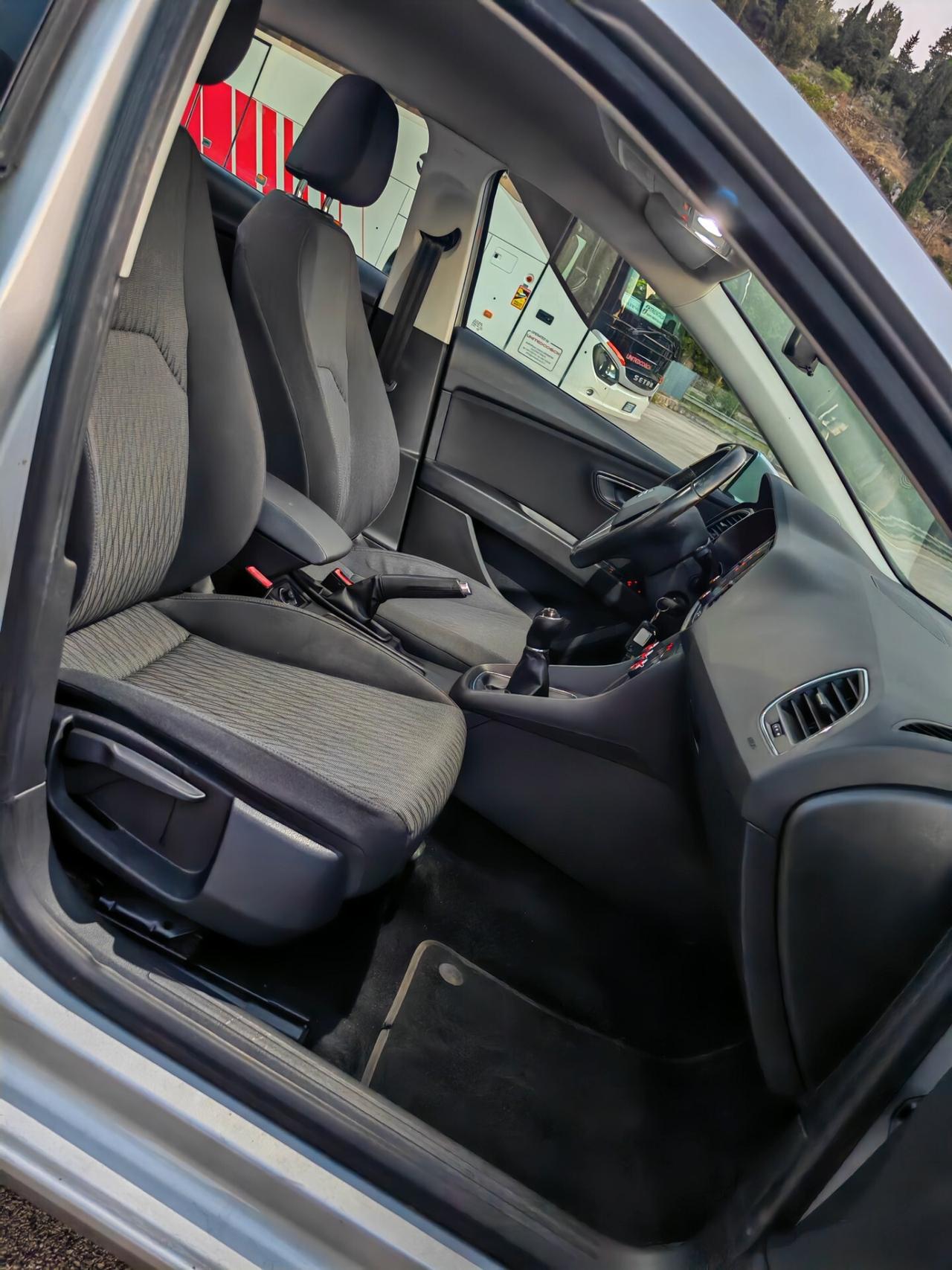 Seat Leon 1.6 TDI 105 CV 5p. Start/Stop Business HIGH