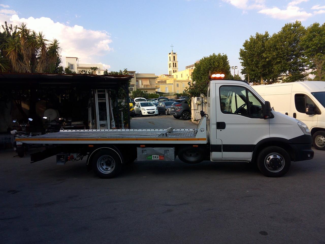 Iveco Daily 35C17LV CARROATREZZI 106000 KM 2012