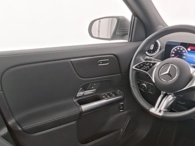MERCEDES-BENZ GLA 180 d Automatic Progressive Advanced
