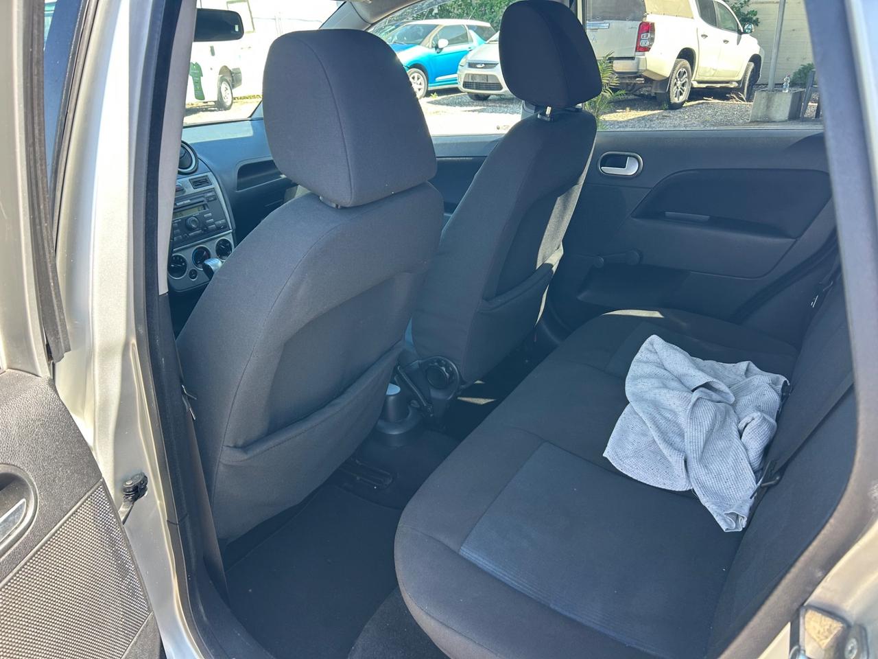 Ford Fiesta 1.4 TDCi 5p. Ghia