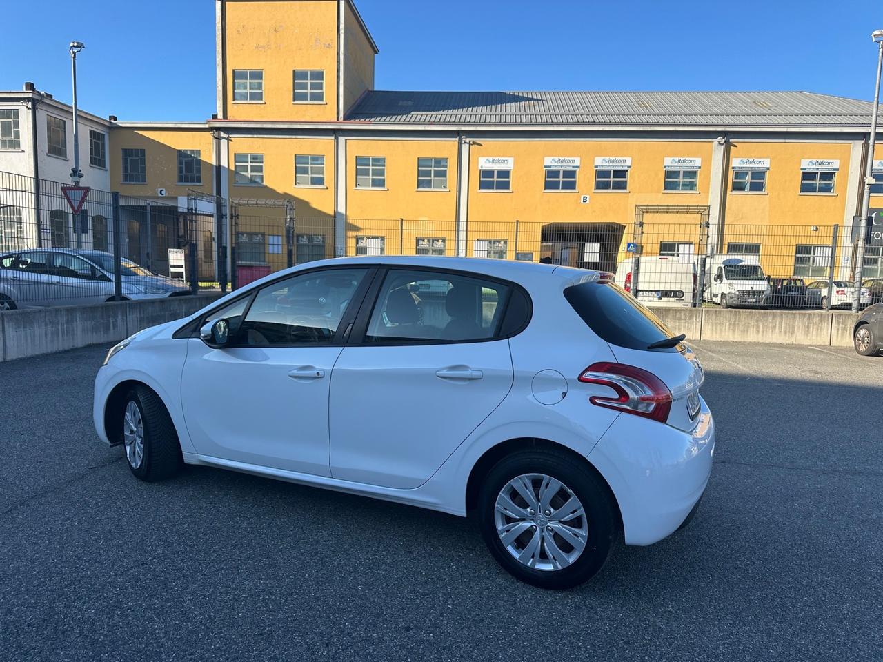 Peugeot 208 1.4 VTi 95 CV 5p. GPL Access
