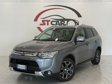 Mitsubishi Outlander 2.2 DI-D 4WD Instyle 7p. *PELLE *TETTO * NAVI