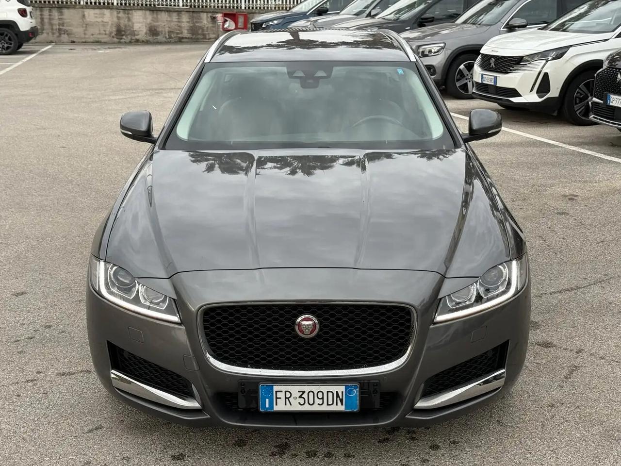 Jaguar XF Sportbrake 2.0 D 180 CV aut. Prestige