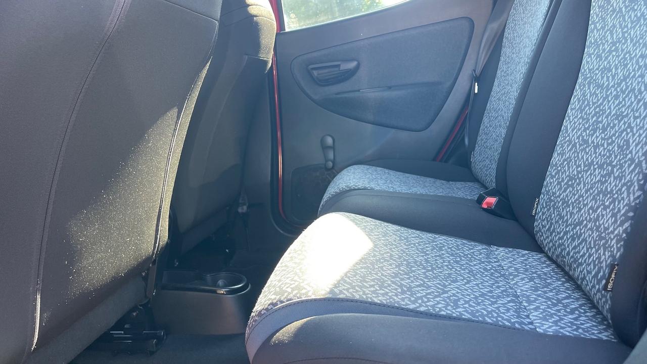 Lancia Ypsilon Ecochic Hybrid 1.0 FireFly 70cv