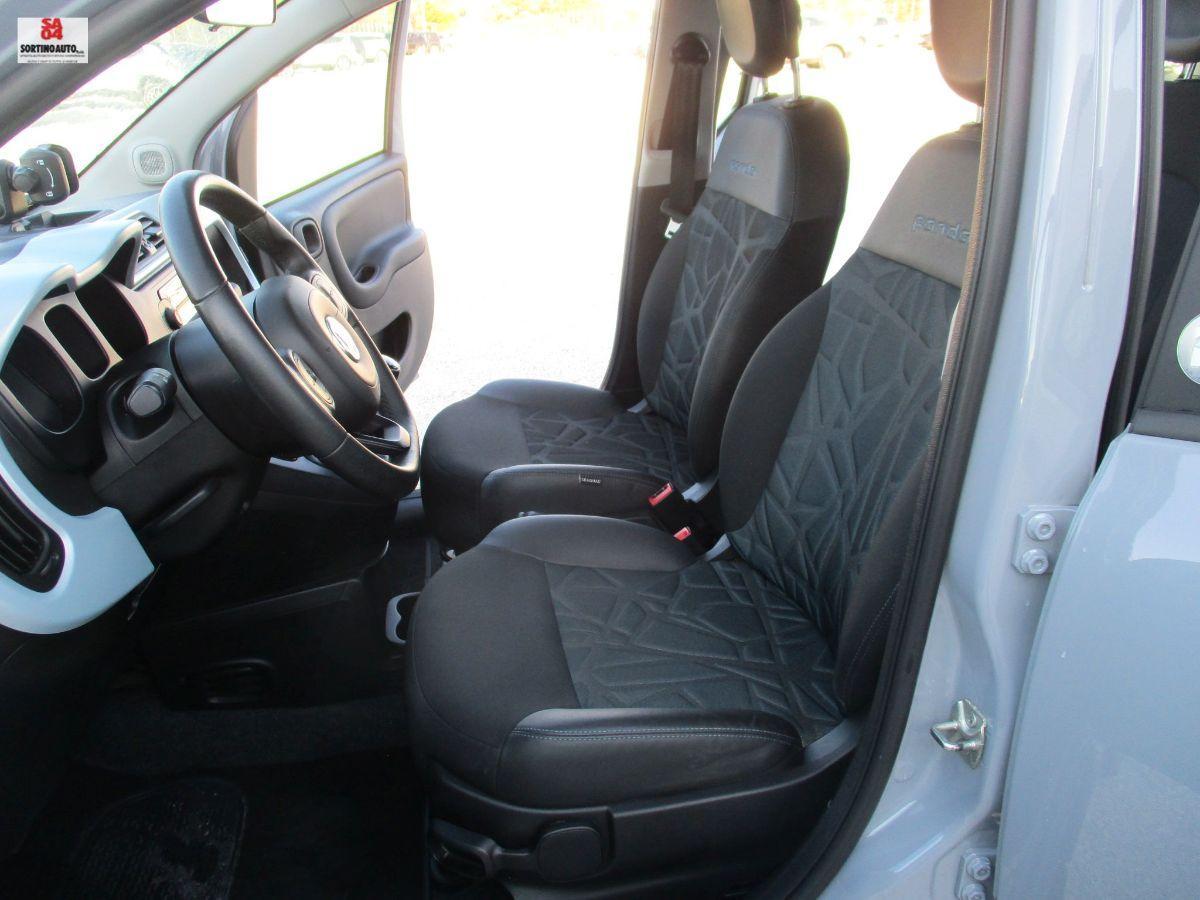 FIAT Panda 1.0 S&S Hybrid cross Launch Ed.KM45000