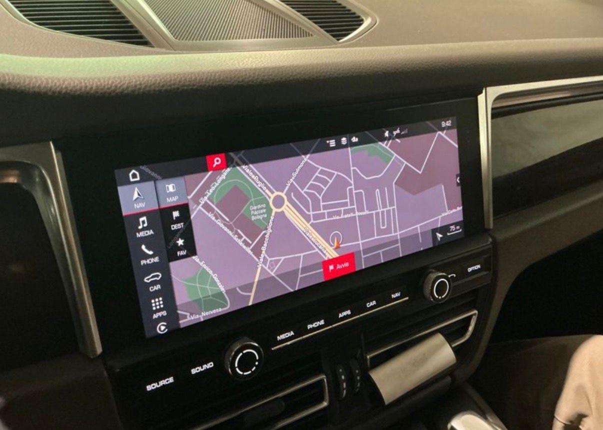 Porsche Macan 2.0 Book service Porsche