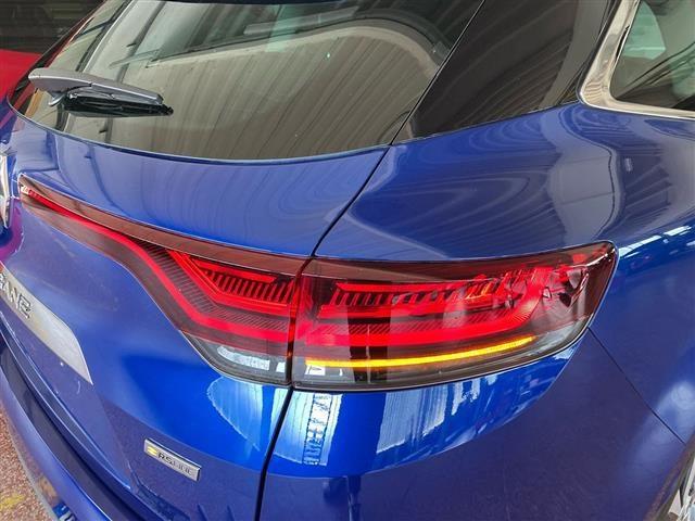 RENAULT Megane Sporter 1.6 E-TECH Plug-in Hybrid RS Line A