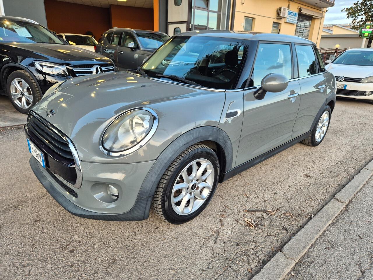 Mini 1.5 Cooper D Business